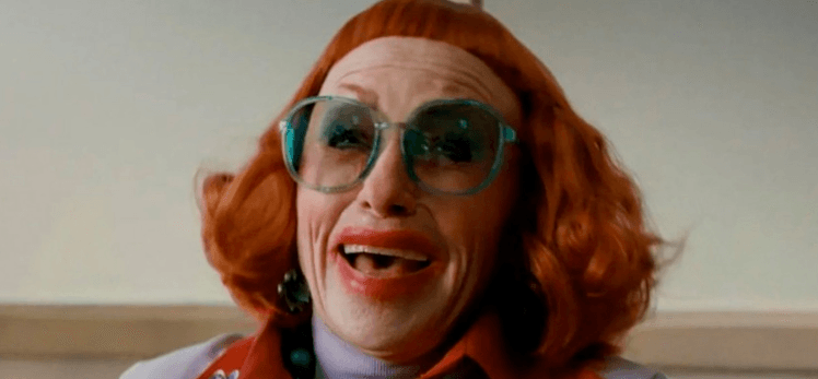 Tia Gladys em a hora do mal